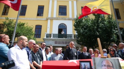 Prof. Dr. Ahmet Haluk Dursun için Galatasaray lisesinde tören düzenlendi