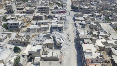 Rejim güçleri İdlib'e saldırılarını sürdürüyor