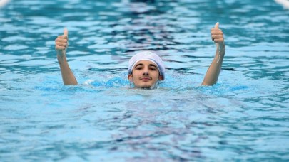 Skolyoz hastalığı yüzmeyle yüzde 50 geriledi