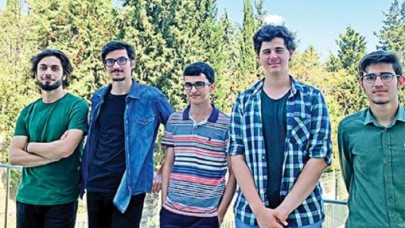 YKS'de dereceye giren İmam-Hatipli öğrenciler başarının formülünü açıkladı