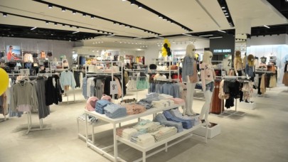 35 Yıllık Giyim Markası 100 Mağazasını Kapatacak!