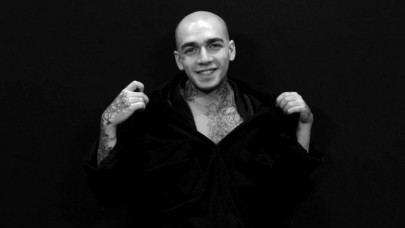 Ezhel Yeni Şarkısı OLAY'ı yayınladı!