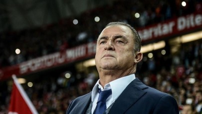 Fatih Terim'e Manidar Saatte Ceza!