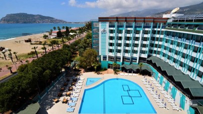 Turistler Rehin Alındı: Zorla Tutuluyorlar!