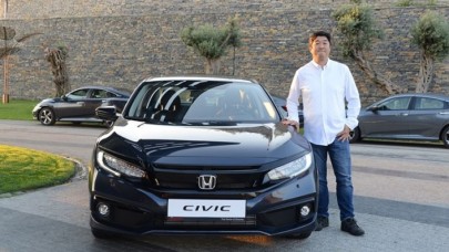 Honda Civic Sedan'ın yenilenen versiyonu satışa çıkıyor