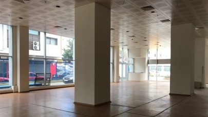 İstanbul'da icradan satılık 90 metrekare dükkan