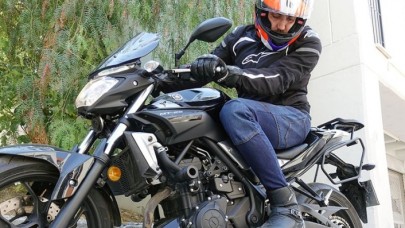 Tekstil mühendisinden motosikletlilere 'karbon fiber pantalon'lu koruma