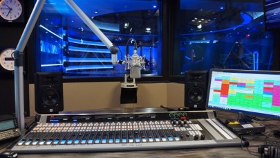 Ünlü Radyo Kanalı Resmen Satıldı!