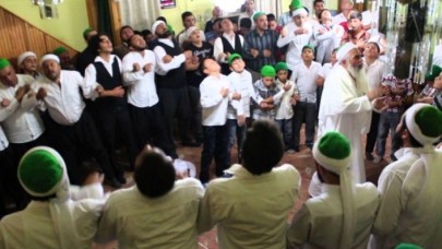 Yeni Şafak yazarı Yıldırım: "Cemaatler serbest olmalı,  tekke ve zaviyeler kanunu revize edilmeli"