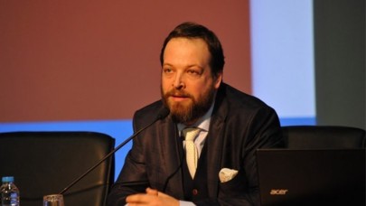 Atatürk'e Hakaret Eden Tezcan İçin Kampanya Başlatıldı!