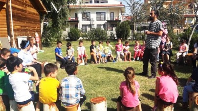 Harçlıklarıyla Hayvanlara Mama Alan Öğrencilere İVHO'dan Boyama Kitabı!