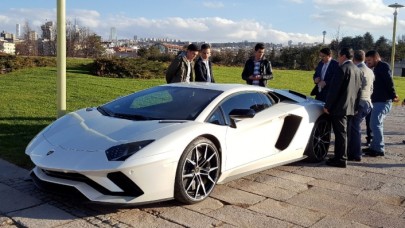 İcradan Yarı Fiyatına Lamborghini!