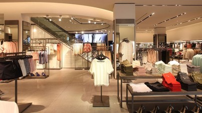 Ünlü Giyim Markası Çalışanlarından Taciz İddiası!