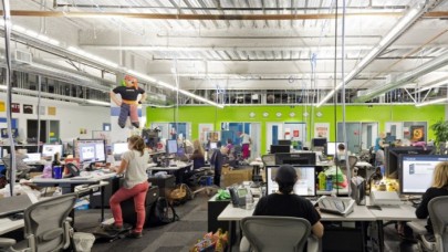 Yeni Haber Merkezi: Facebook!