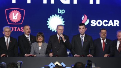 Cumhurbaşkanı Erdoğan: Dünya Terörle Uğraşırken Avrupa'yla Asya’yı TANAP'la Bağlıyoruz!