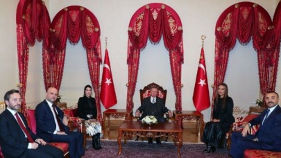 Erdoğan'la Görüşen Demet Akalın: 'Milliyetçiyim,  Milano’dan Alışveriş Yaparım Ancak Yerli Araba Alırım'