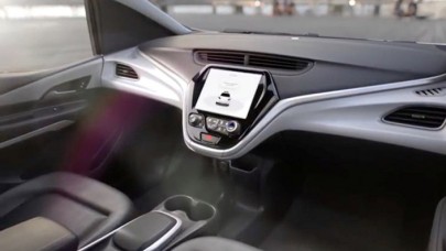 General Motors İlk Adımı Attı: Otomobilden Direksiyonu Kaldırıyor!