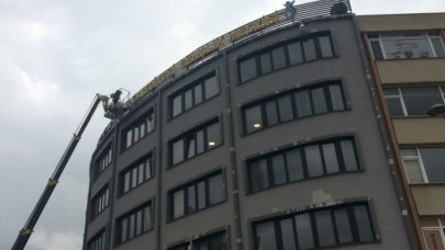 İBB,  Faaliyetleri Resmen Durdurdu: Bina Boşaltıldı!