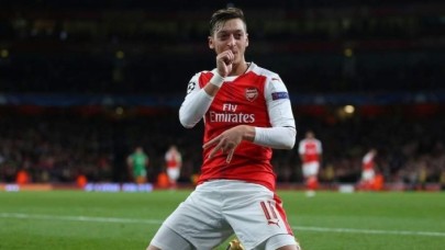 Mesut Özil,  Çin'in Doğu Türkistan Politikasını Eleştirdi: Arsenal'e Yaptırım Gecikmedi!