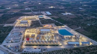 Zorlu Oradaki Tüm Hisselerini Satıyor!