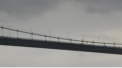 15 Temmuz Şehitler Köprüsü'nde Taksi Şoförü İntihar Etti!