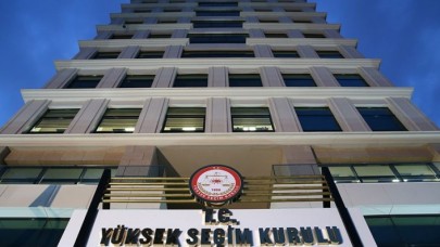 Ali Babacan Kuracaktı: İşte Yılın İlk Partisi!