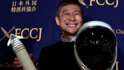 Aya İlk Kez Gidecek Turistten İlginç İstek: 'Sevgili Aranıyor'