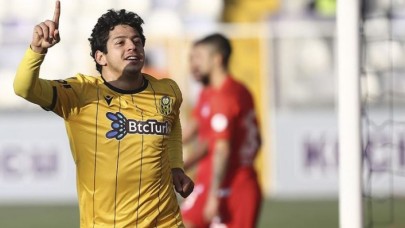 Beşiktaş’ın Yıldız Transferine TFF Engel Oldu!