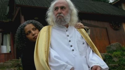 Çakma “Mesih” Hasan Mezarcı'ya Tepki Yağdı: Tesettüre Son Veriyorum!