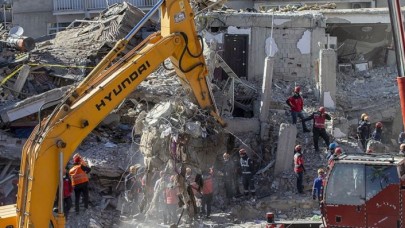 Elazığ Depreminde Provokatif Paylaşım Yapan Ünlü Oyuncuya Soruşturma Açıldı!