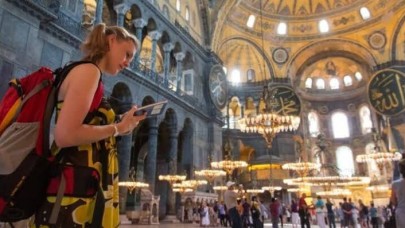 Fransız Dergiden Skandal Türk Esnaf Yazısı: Dolandırıcıya Benzettiler!