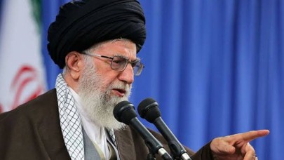 İran'ın Dini Lideri Hamaney'den İlk Açıklama: 'Allah Bizim Yardımımıza Geliyor!'