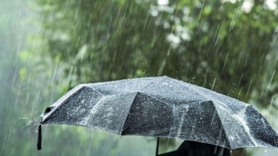 İstanbul’da Asit Yağmuru Uyarısı: Sakın Dışarı Çıkmayın!