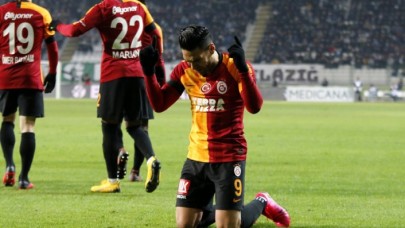 Konyaspor'u Yenen Galatasaray'da Falcao Şoku!