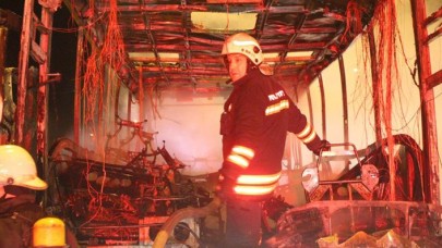 Taksiciden Hayat Kurtaran Uyarı: 32 Kişi Otobüsteydi!