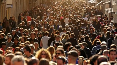 Türkiye'deki Yabancı Sayısı Açıklandı: 192 Milletten 5 Milyon Üzeri Yabancı Yaşıyor