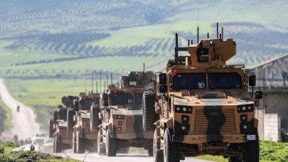 50 araçlık Türk askeri konvoyu İdlib’e girdi!