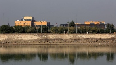 ABD'nin Bağdat Büyükelçiliği yakınına füze düştü!