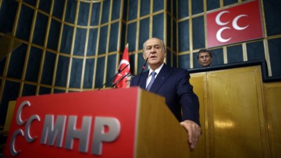 Bahçeli: 'MHP'nin olduğu yerde Türk devleti çökmez,  çökemez'