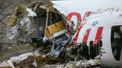 Bakan Turhan'dan uçak kazası açıklaması: "Uçağı kontrol etmekten aciz kalmış"