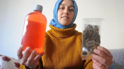 Cep telefonu sipariş etti,  kutudan çıkanları görünce şoke oldu!