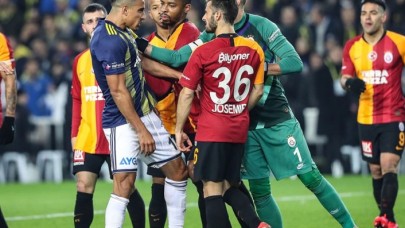 Deniz Türüç yandı: O hareketi pahalıya patlayacak!