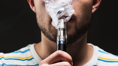 Elektronik sigara ithalatı yasaklandı: Yolcular yanında getirebilecek