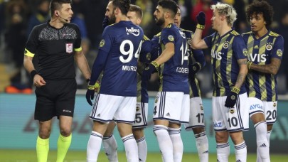 Kadıköy'de İnanılmaz Maç: Fenerbahçe'ye Darbe