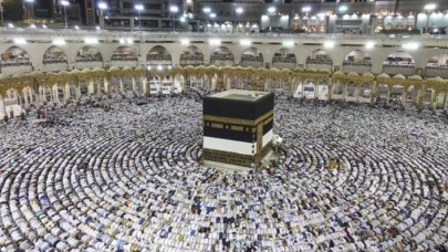 Koronavirüs nedeniyle Hac ibadetleri iptal edilebilir!