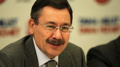 Melih Gökçek mal varlığını açıkladı: 2 daire,  bankada 92 bin TL!