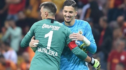 Muslera: Altay Bayındır efsane olabilir
