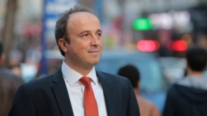 Oturma eyleminin ardından konuşan Avcılar Belediye Başkanı: Bakanlığa ulaşamadım,  imar planları İBB’de bekliyor