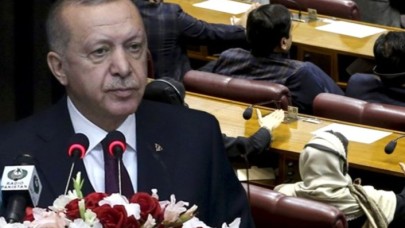 Pakistan'da konuşan Erdoğan'ın sözleri masaya vurularak kesildi!
