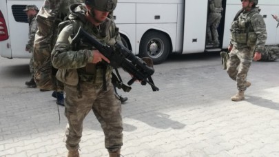 Sınırda hareketlilik: Komandolar sevk edildi